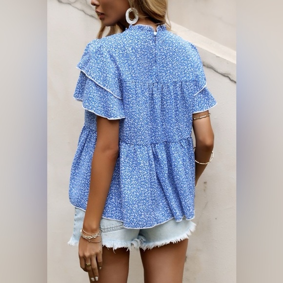 Blossom Breeze Short Sleeve Ditsy Blue Blouse - Picture 2 of 5